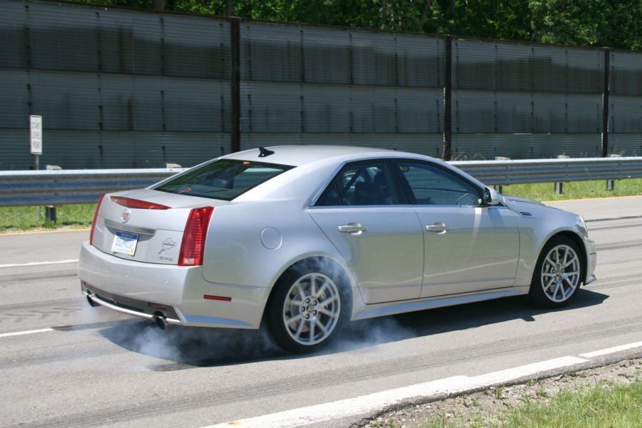  Cadillac CTS-V Coupe 2010 года  (фото 254 из 315)